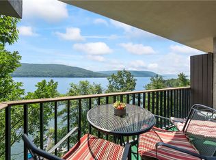45 Cliffside Dr, Canandaigua, NY 14424