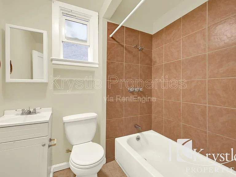 505 Hichborn St #B — Photo 18