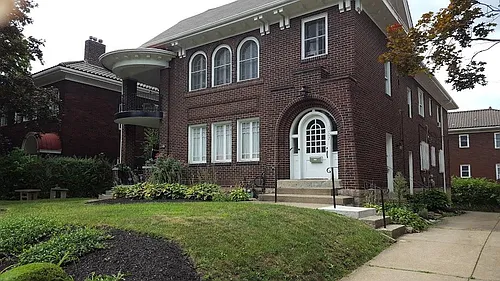 1105 N Highland Ave #1105 Photo 1