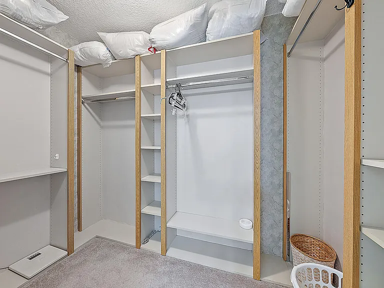 301 S Seas Dr #305 — Photo 14
