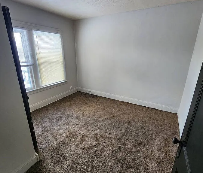 1736-1738 Coit Rd #2 — Photo 11