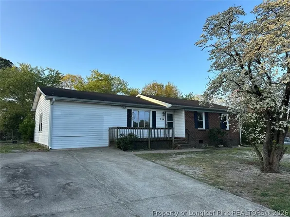 864 Durwood Dr, Fayetteville, NC 28311