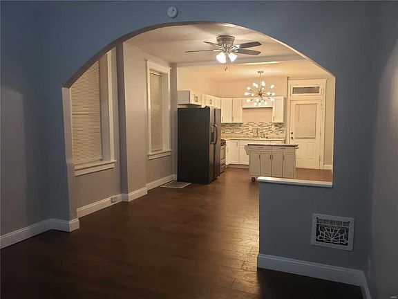 4th image of 6141 Virginia Ave