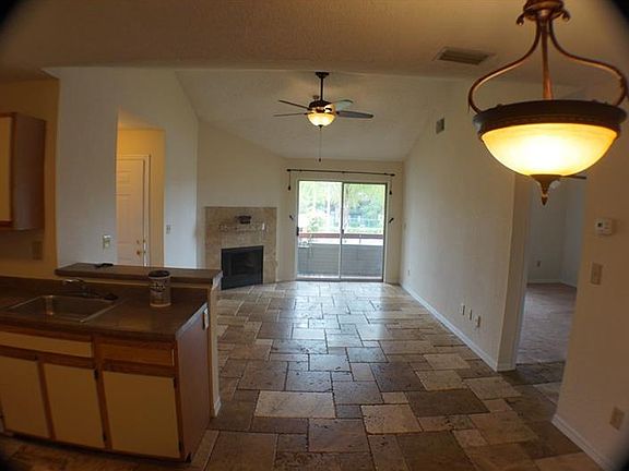 5th image of 10263 Gandy Blvd N APT 514