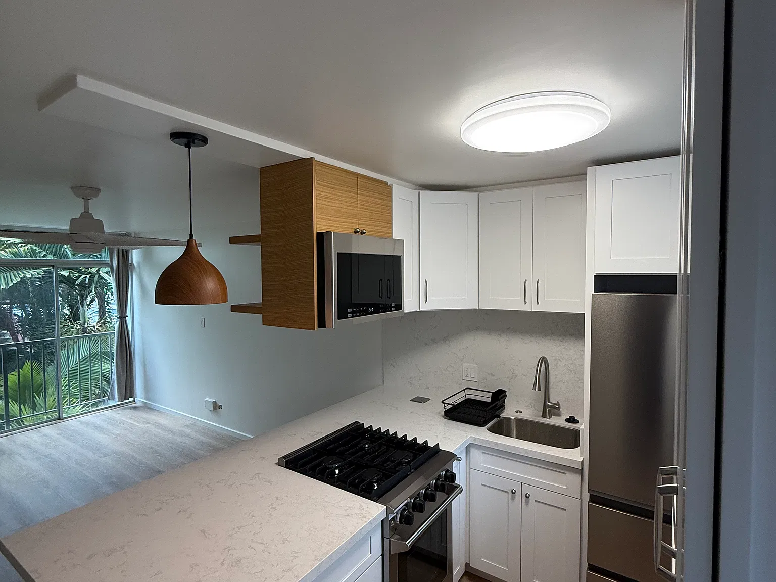 2 bed, 620 sqft, $2,750 — Photo 3