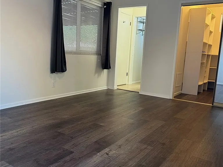 1903 Rosita Ave — Photo 20