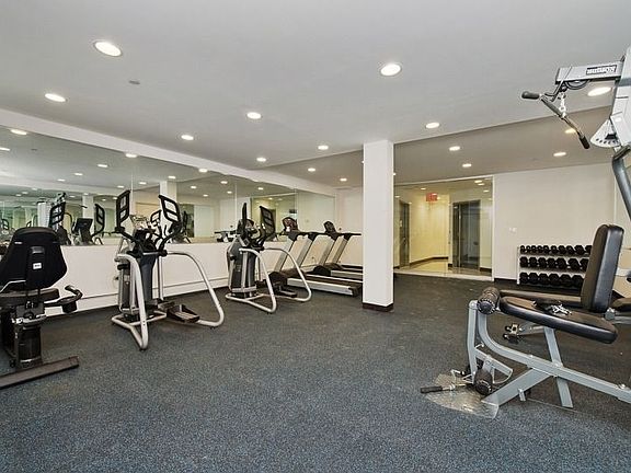 4th image of 456 W 167th St APT 5C