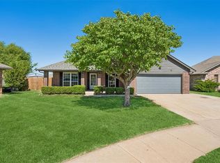 8700 Lilly Ln, Oklahoma City, OK 73135