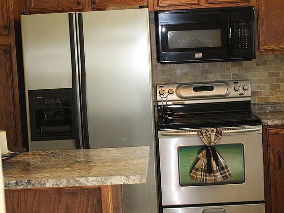 5th image of 856 Birch Dr