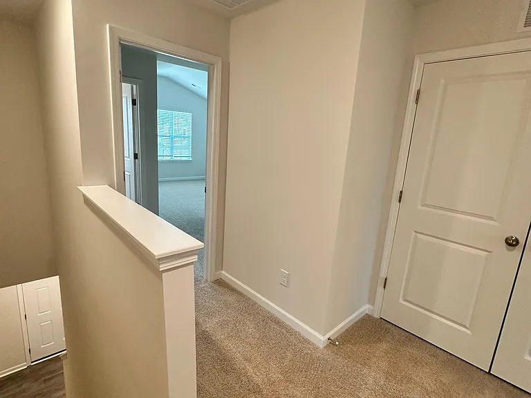 1351 Amberview Ln — Photo 35