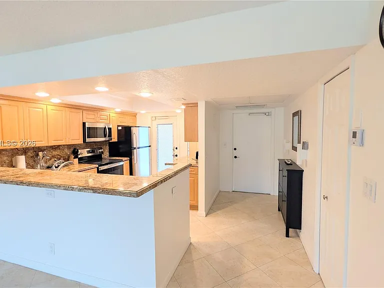 3090 N Course Dr #304 — Photo 3