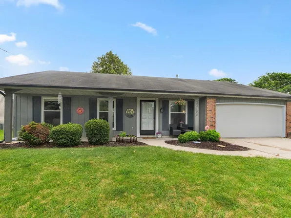 22106 Ash St, Woodburn, IN 46797