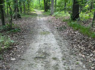 3075 Crandall Rd, Howell, MI 48855