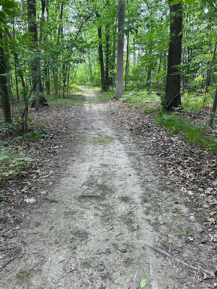 3075 Crandall Rd photo 1