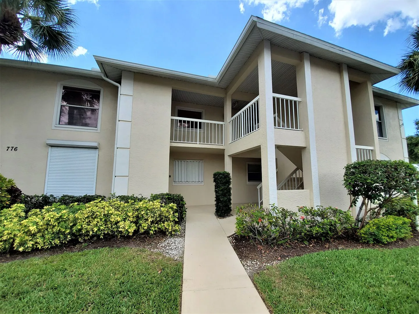 ** Newcastle At Berkshire Lakes ** 2 Bed / 2 Bath Condo - Great Location! - Annual Rental — Photo 1
