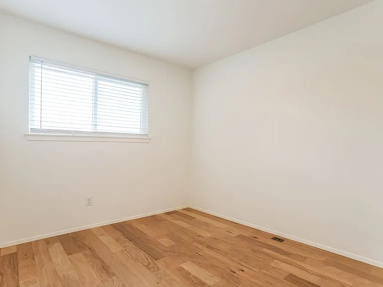 810 Banister Ln #806 — Photo 10