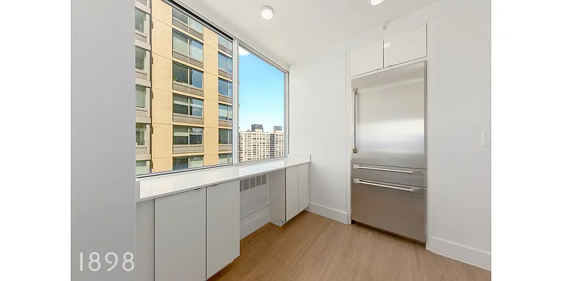 Rented by A&E Real Estate Management | media 7