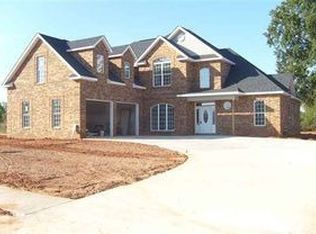 313 Montgomery St, Warner Robins, GA 31088