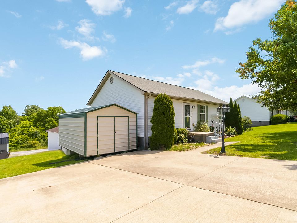 1st image of 264 Gentry Dr