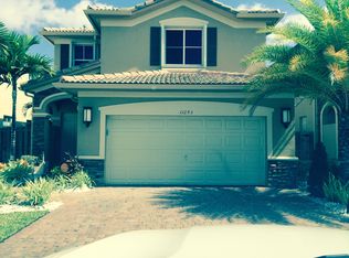 11293 NW 43rd Ter, Doral, FL 33178