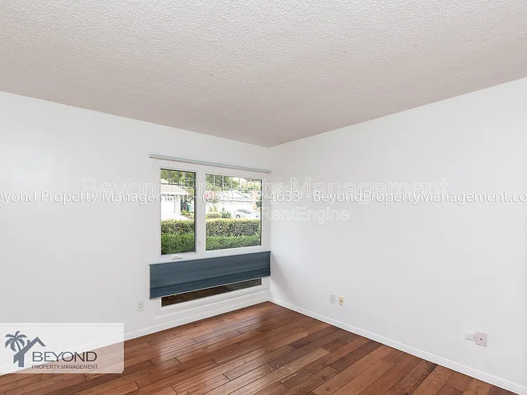 6536 Avenida Manana — Photo 15