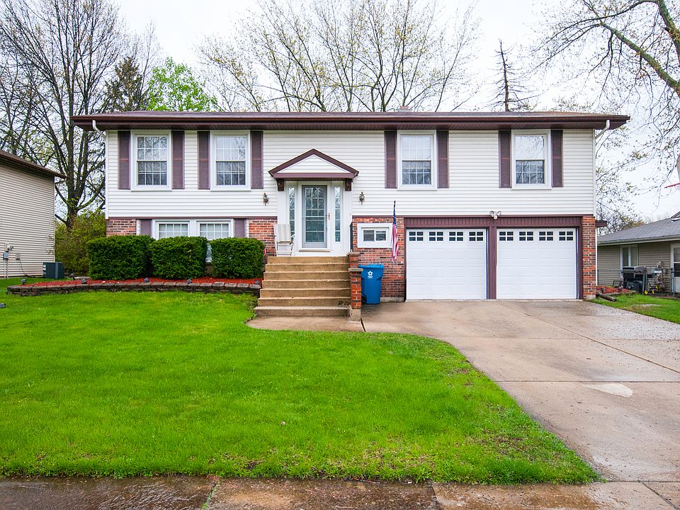 1st image of 214 Freeport Dr