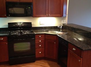 1532 E Marquette Rd APT 3, Chicago, IL 60637