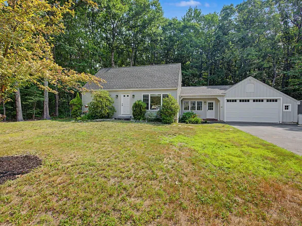 26 Kathy Lane, Cumberland, ME 04021