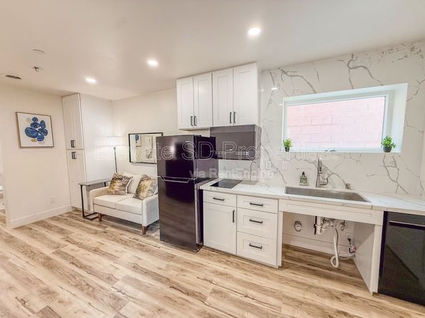 2521 Columbia St #301