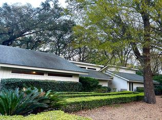 98 Barony Ln, Hilton Head Island, SC 29928