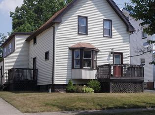 1914 Cook Ave, Cleveland, OH 44109