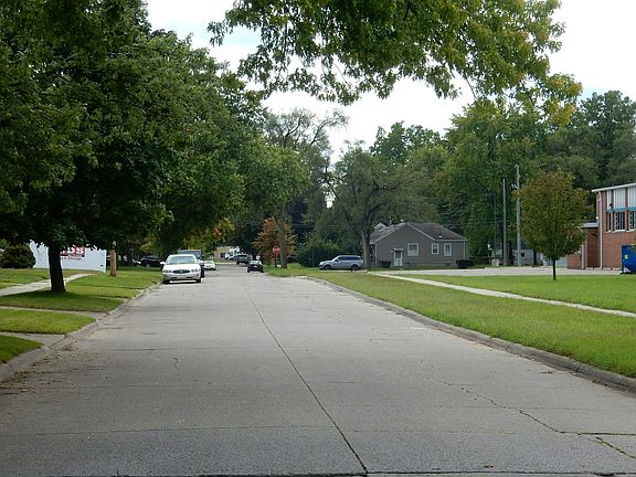 5th image of 20419 Centralia