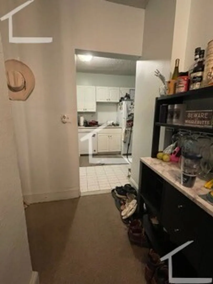 Garden level 2 bed in prime location — Photo 3