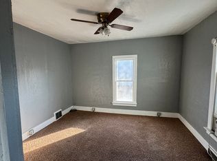1509 W 5th St, Ayr, NE 68901