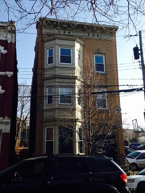 1st image of 568 River St