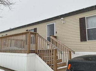 401 Mitchell St SW, Cedar Rapids, IA 52404