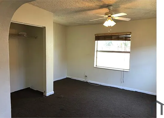 2211 NW 6th Ct — Photo 3