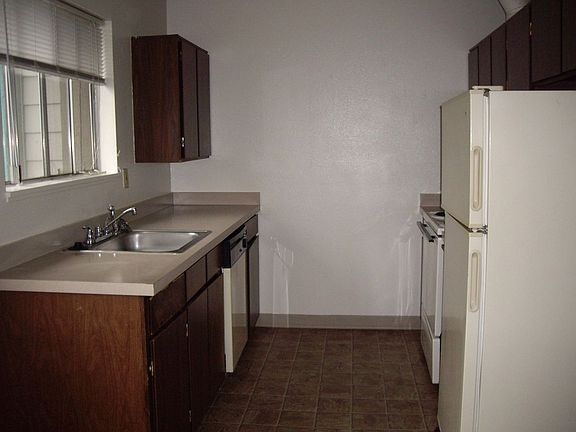 5th image of 200 Molalla Ave #176