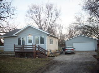 425 E Wisconsin Ave, Silver Lake, WI 53170