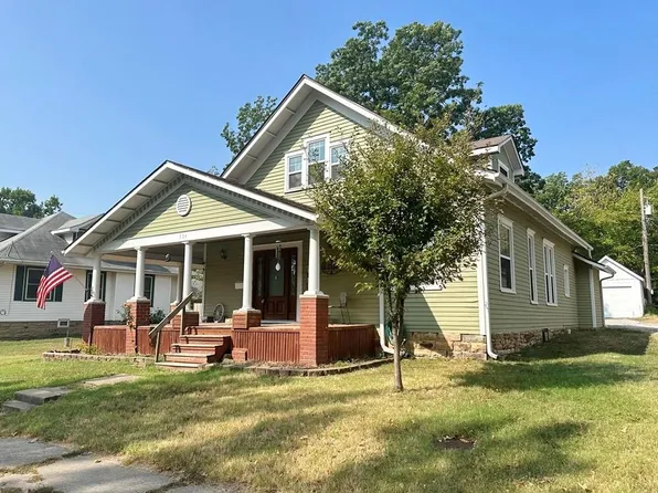 304 N Main St, El Dorado Springs, MO 64744