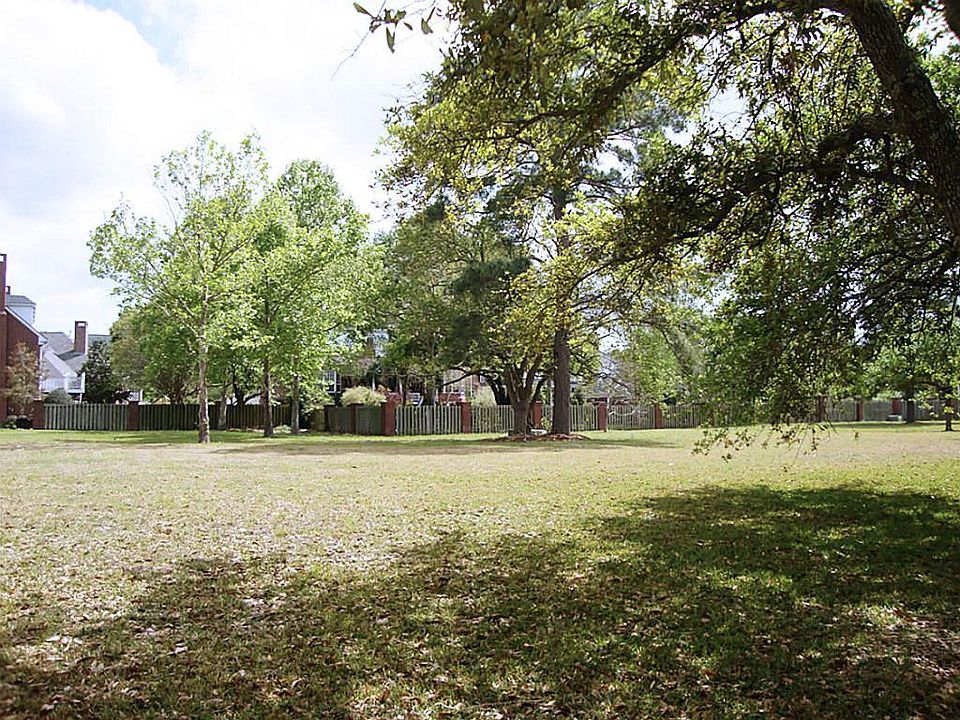 1st image of 1207 Bluebonnet Dr