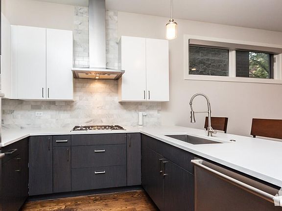 4th image of 1630 W Le Moyne St #1 L