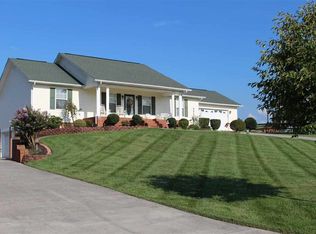 2714 Plantation Dr, Russellville, TN 37860