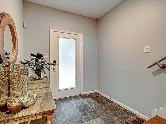 5th image of 4308 Lillian St APT A