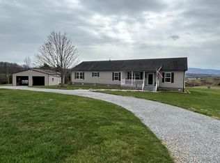 153 Pine Glade Rd, Rural Retreat, VA 24368