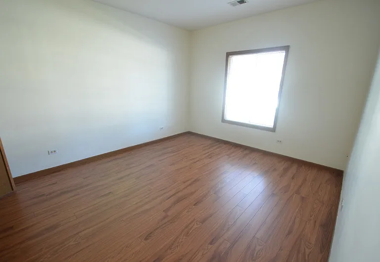 1661 Commodore Ct #3 — Photo 8
