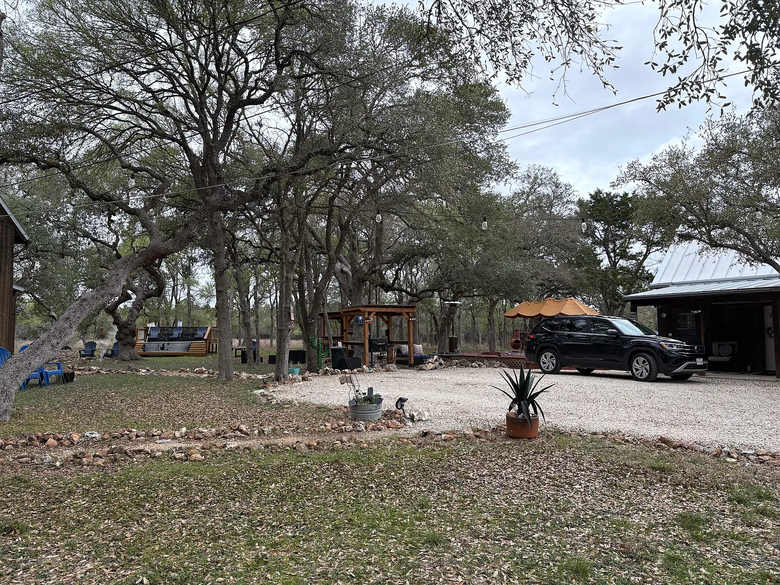 3 bed, 2280 sqft, $2,690 — Photo 2