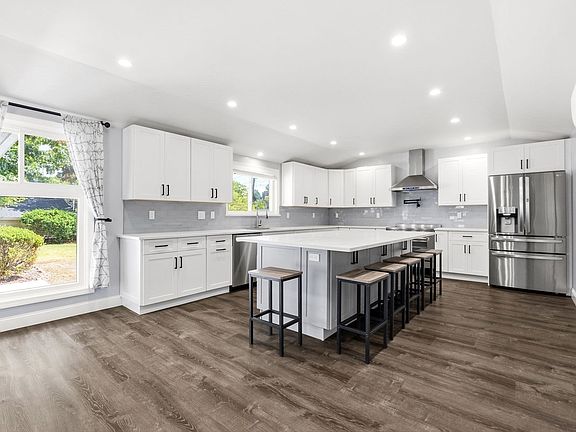 2nd image of 23 Joseph Rd