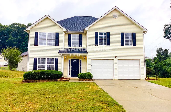 2025 Newton Estates Dr — Photo 3