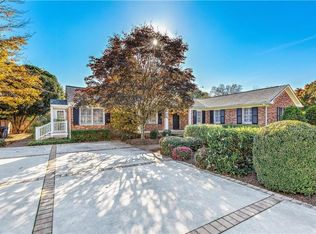 1017 Brandon Rd, Virginia Beach, VA 23451